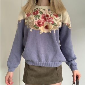Vintage 90’s Light Purple Floral Embroidered Knit Sweater